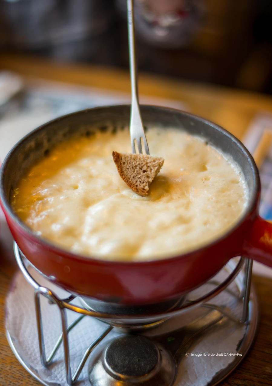 Evening snowshoe adventure & fondue From 10 people